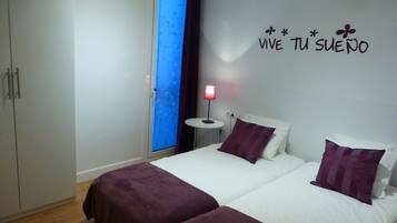 3 chambres, fer et planche Ă repasser, lit parapluie, Wi-Fi gratuit