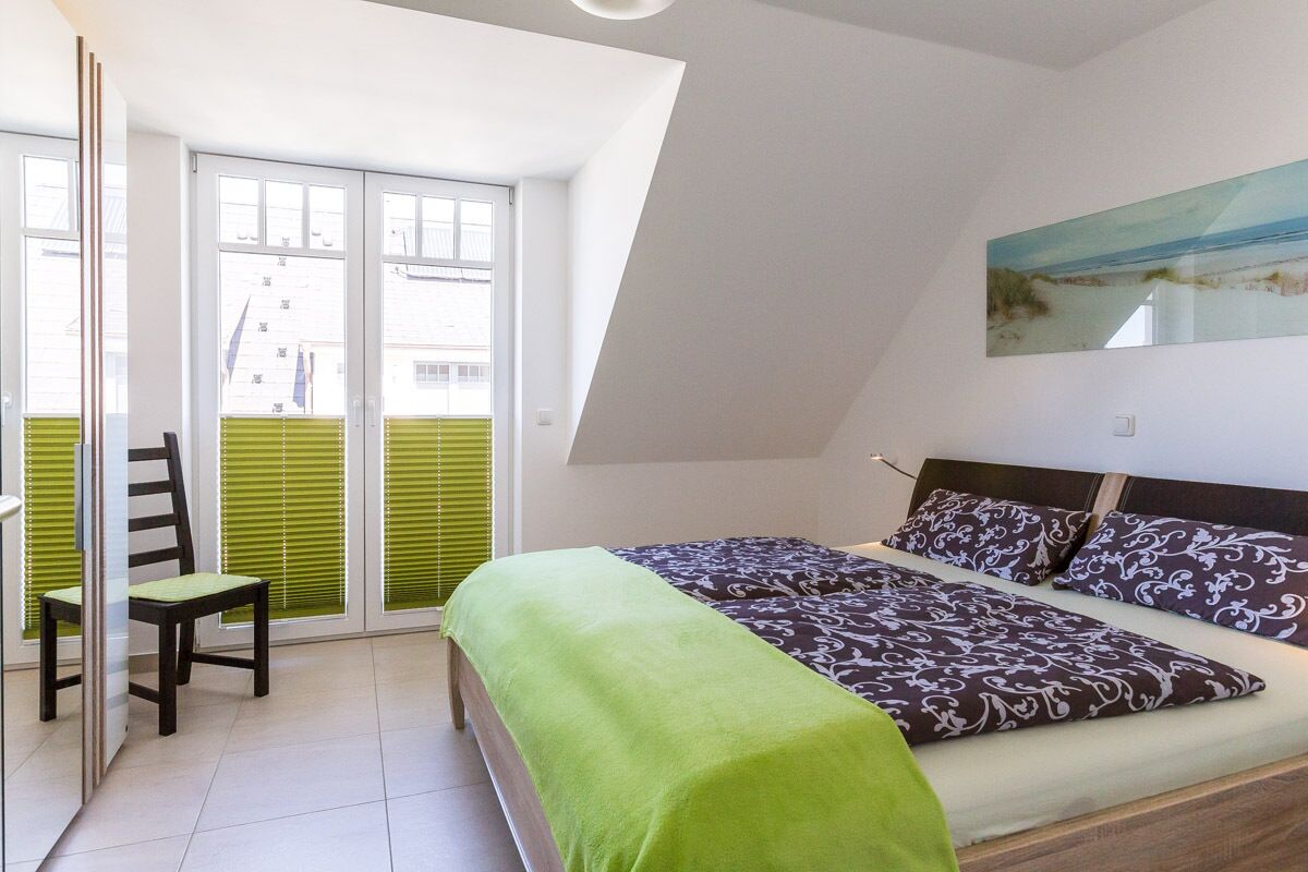 1 bedroom, iron/ironing board, travel cot, free WiFi