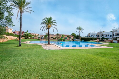 Dream holidays in Mallorca near the sea, pool area, free WiFi
