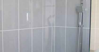 VIEUX-BOUCAU APT 6 PERS. FULLY EQUIPPED, DONE AGAIN - NEAR OCEAN AND LAKE