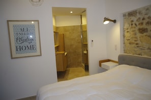 3 多间卧室、熨斗/熨衣板、旅行婴儿床、WiFi