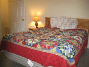 2 Schlafzimmer, Bügeleisen/Bügelbrett, kostenloses WLAN, Bettwäsche