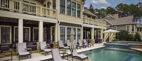 Piscine extérieure, piscine chauffée