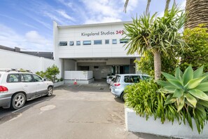 Property entrance - Great Value Kingsland Studio (Auckland)