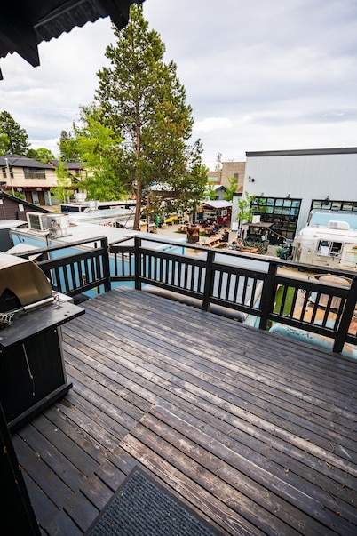 Tokyo Starfish -  "Bud-And-Breakfast"