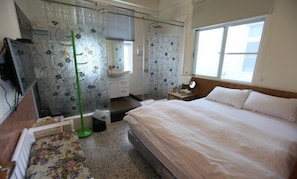 Standard Double Room, Non Smoking | Blackout curtains, free WiFi - Live in Anping (Tainan)