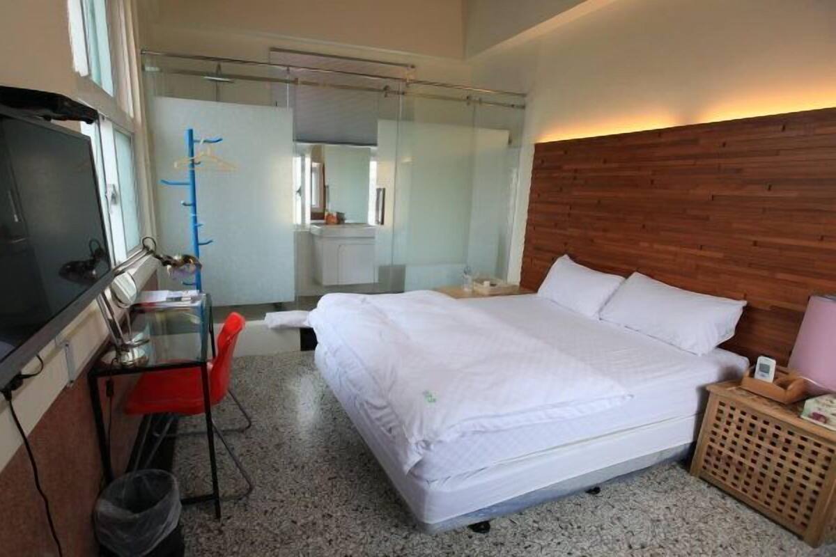 Standard Double Room, Non Smoking | Blackout curtains, free WiFi