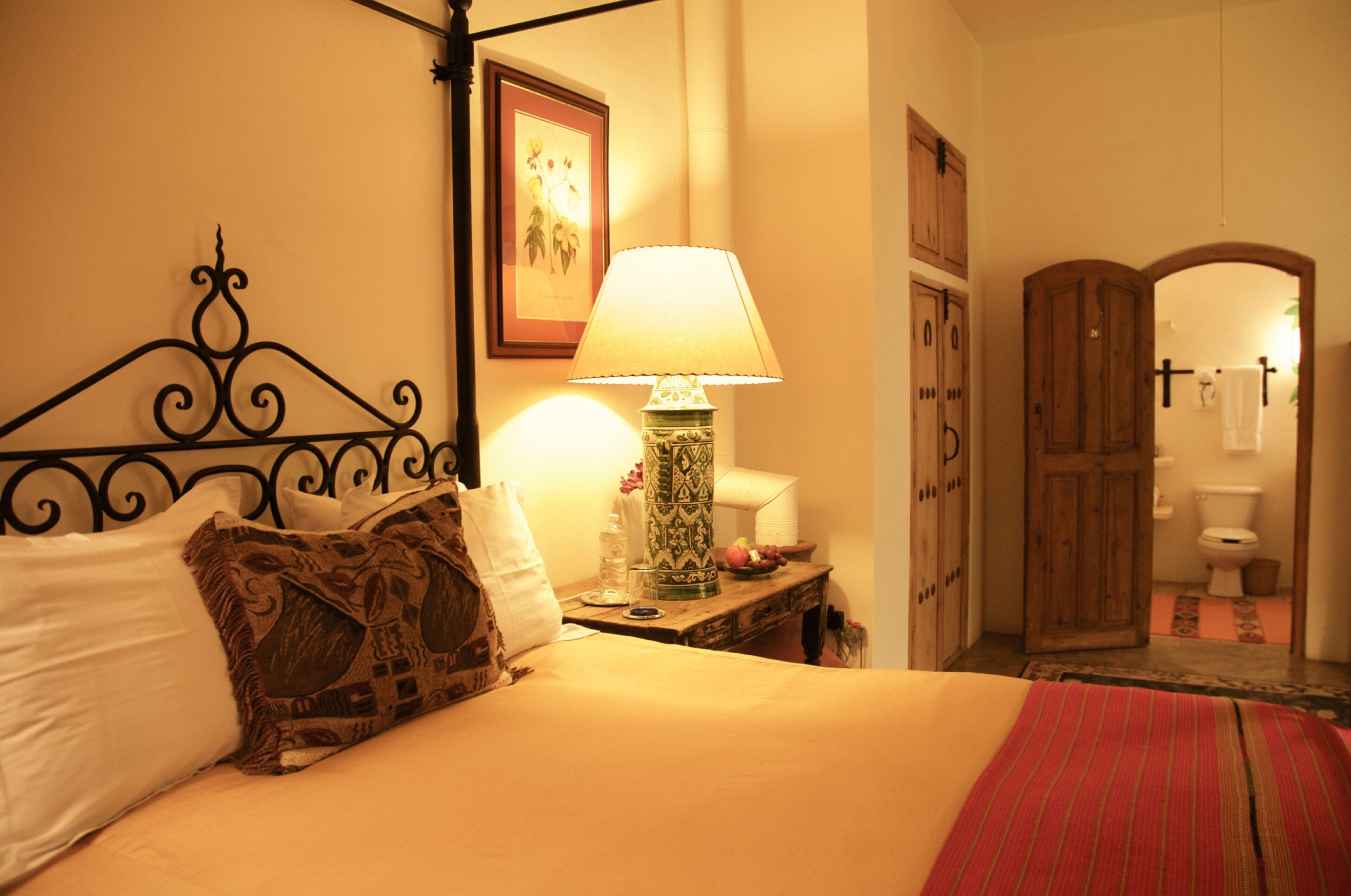 Luxury Room, 1 Queen Bed | Premium bedding, in-room safe, individually decorated