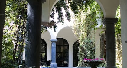 Casa Mision de San Miguel