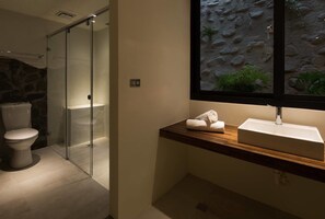 Comfort-Doppelzimmer (101) | Badezimmer