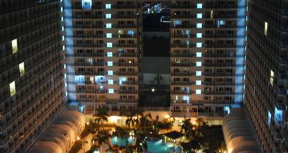 Premiere Haven at Shell Residences