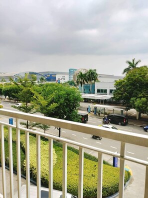 Comfort Condo | Balcony view