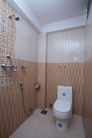 Standard Single Room | Bathroom