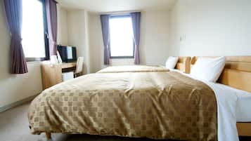 Twin Room, Non Smoking | Desk, iron/ironing board, free WiFi, bed sheets