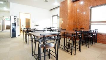 Desayuno japonés diario (JPY 500 por persona)