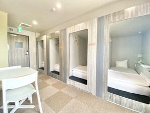 Comfort Shared Dormitory, Men only, Non Smoking