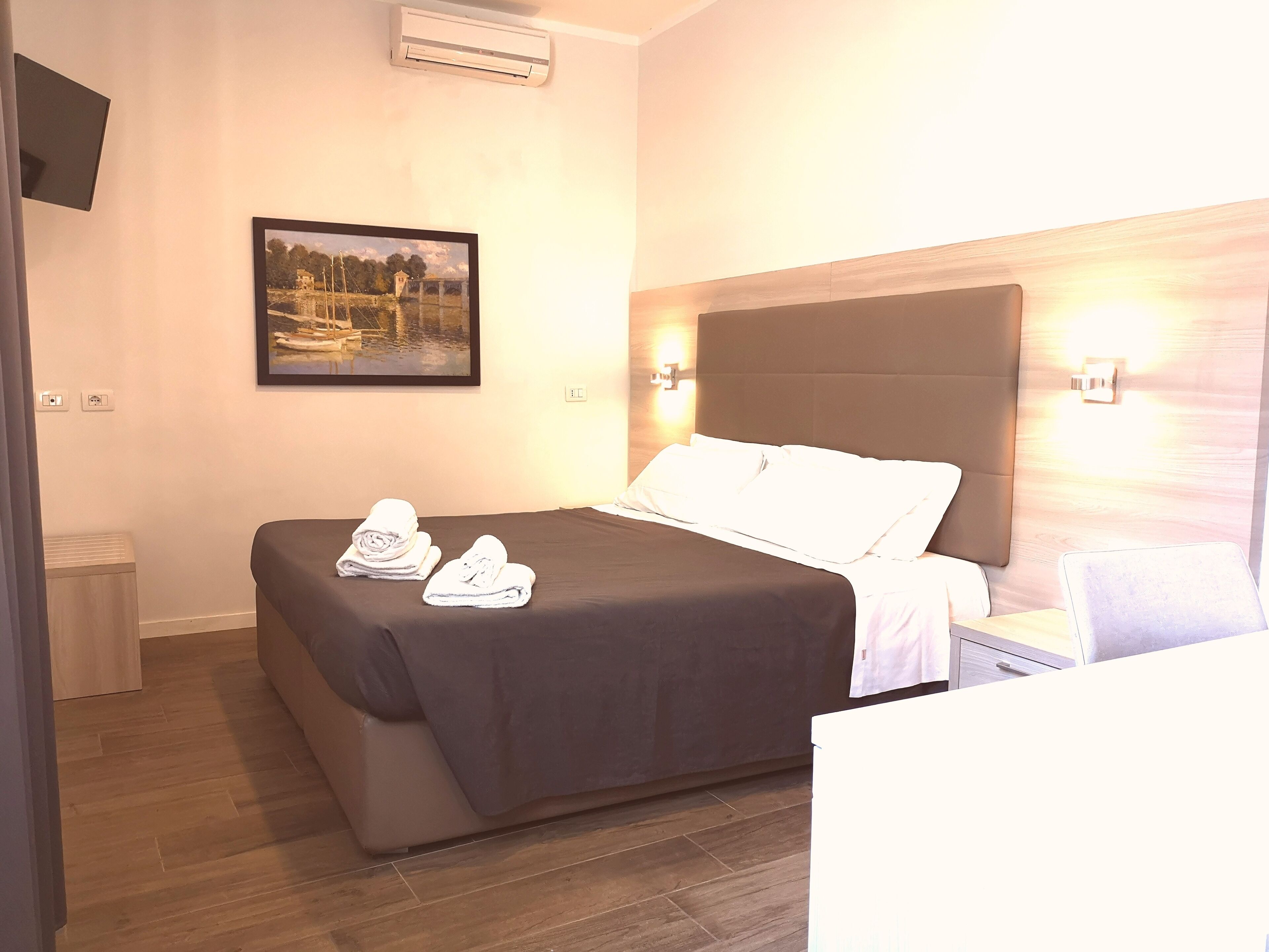 Foto - Academy Hotel