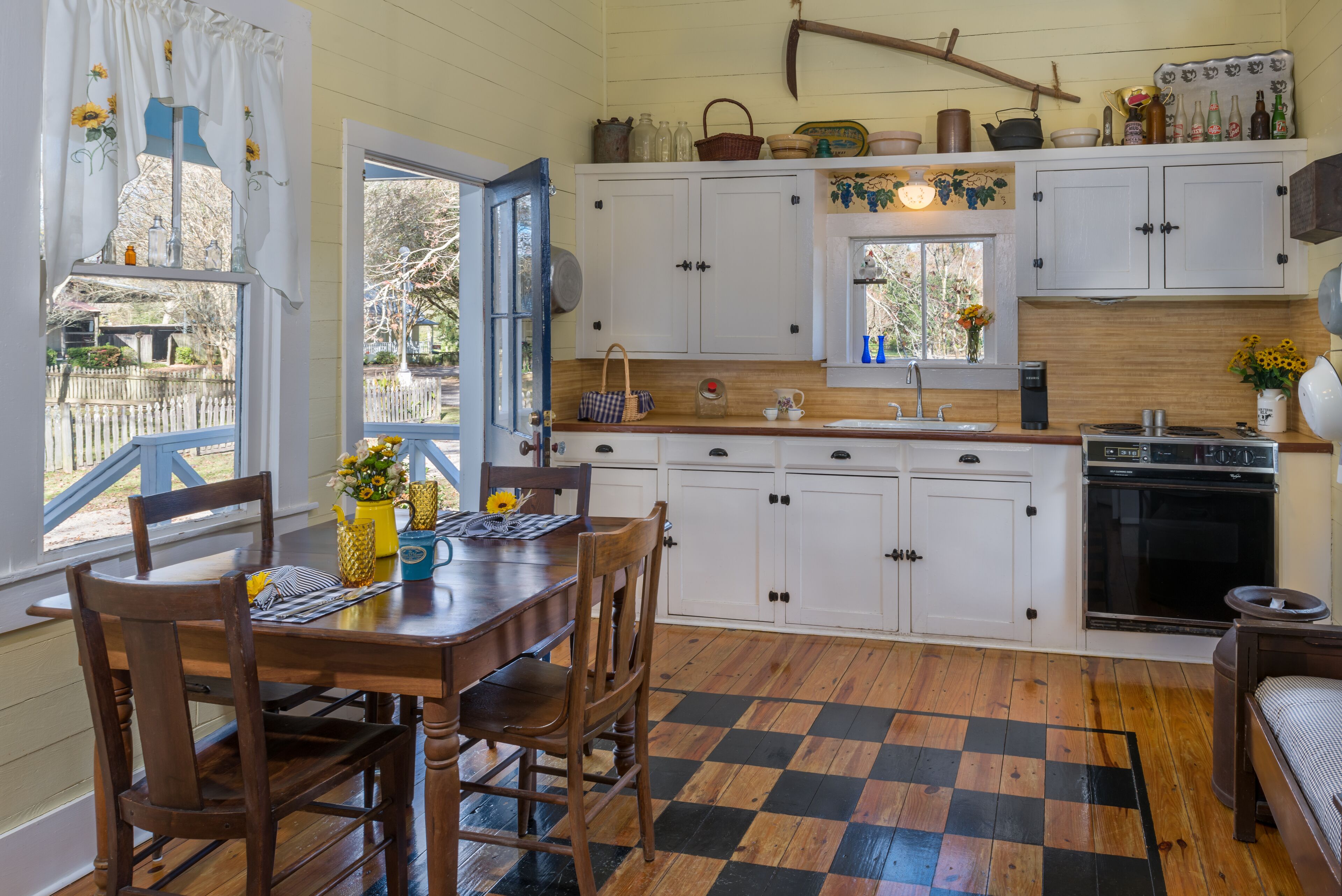 Room, Private Bathroom (Country Garden Cottage) | Private kitchen | Full-size fridge, microwave, stovetop, coffee/tea maker
