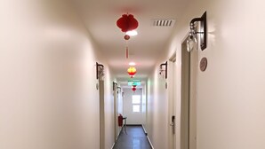 Lorong