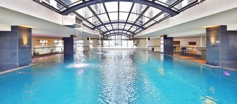 Zen Diamond Suites Hotel