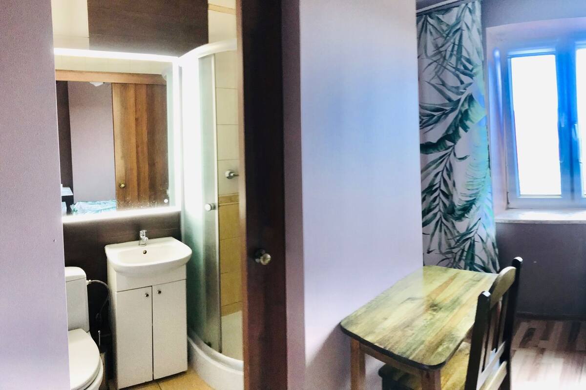 Standard Single Room, 1 Large Single Bed, Private Bathroom | Desk, laptop workspace, iron/ironing board, free WiFi