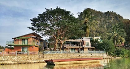 Golden Dragon Resort