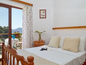 Villa, 2 Bedrooms, Fireplace