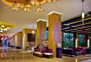 Sala de estar en el lobby