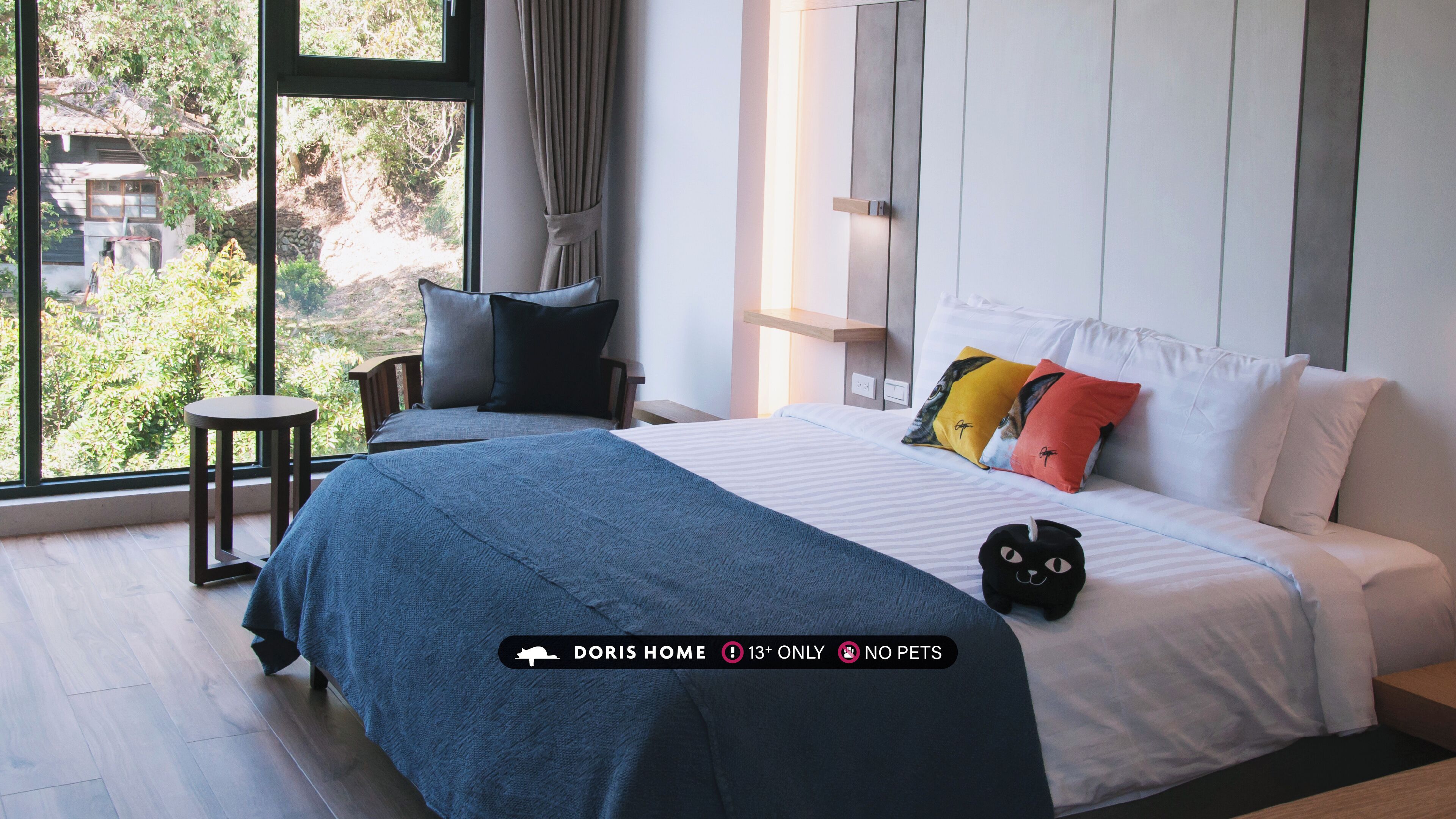 Deluxe Double Room, 1 Queen Bed, Non Smoking, Hill View