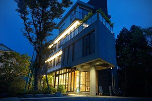 Front of property - evening/night