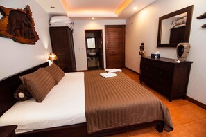 2-Bedroom Villa | 2 bedrooms, desk, blackout drapes, free WiFi - Penn Sunset Villa 4 (Ko Lanta)