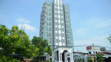 Depan hartanah