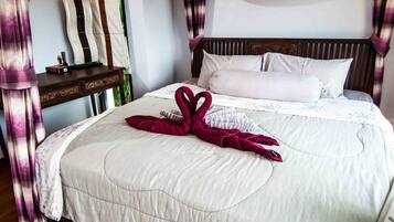 2-Bedroom Villa | 2 habitaciones, escritorio y insonorización