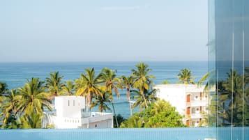 Suite with private pool | Minibar, in-room safe, desk, free WiFi