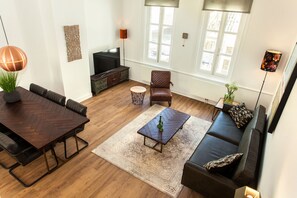 Comfort Apartment, 2 Bedrooms | Living area