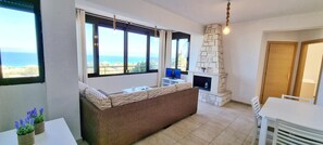 Apartment, 2 Bedrooms | Living area