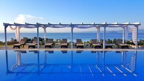 Exterior - Bungalow White Apartments and Suites (Kassandra)