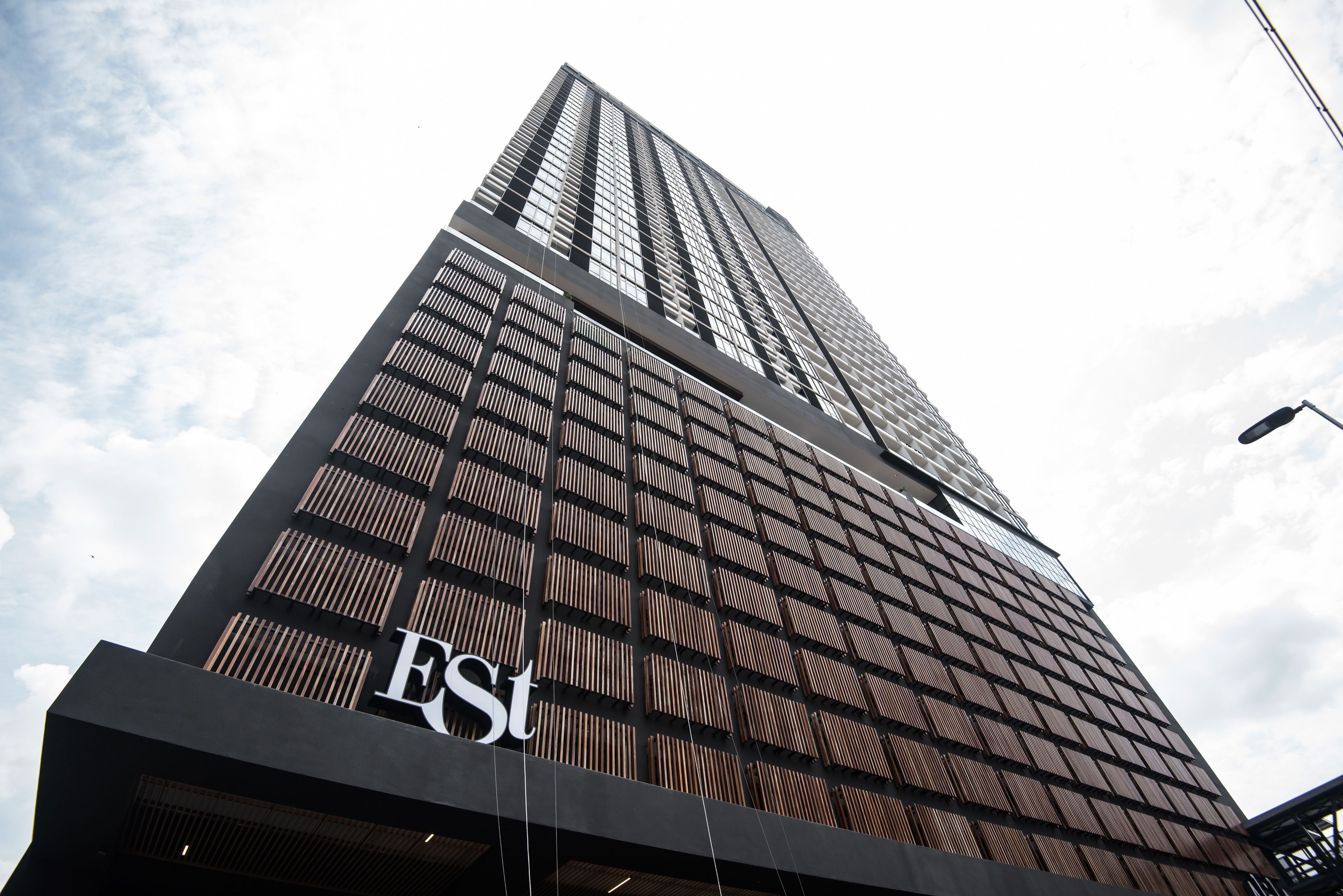 واجهة المنشأة