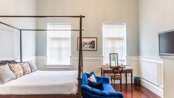 Deluxe Double Room (NINE) | 1 bedroom, in-room safe, individually decorated, individually furnished