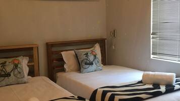 Apartemen Comfort, 2 kamar tidur | 2 kamar tidur, seprai premium, dan setrika/meja setrika