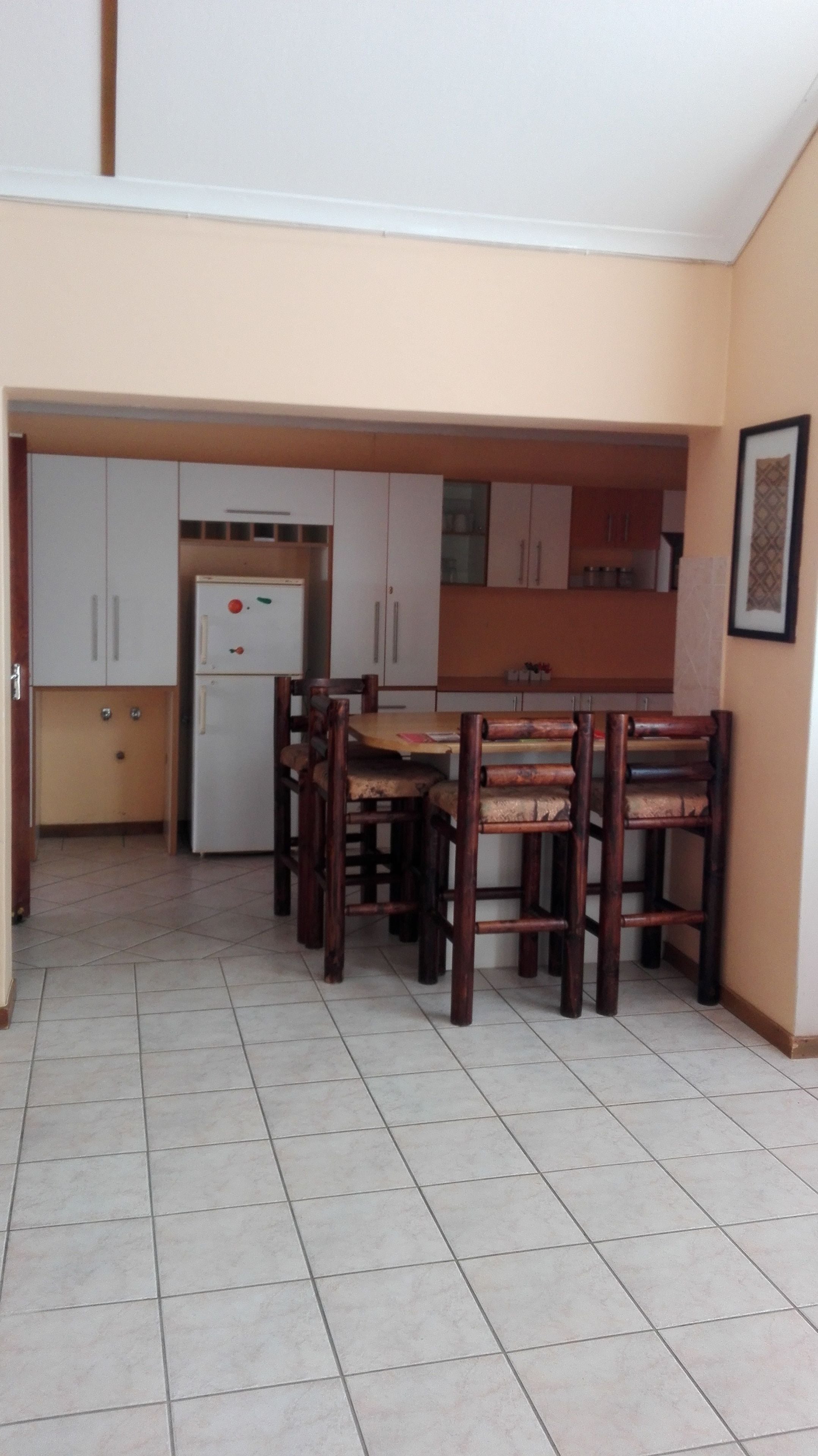 Tủ lạnh, lò vi sóng, lò nướng, bếp nấu 