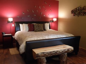 Cabin, Private Bathroom (Dragonfly Cabin) | Desk, free WiFi - Escape For Two B&B Guesthouse (Soldotna)