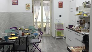 Free daily buffet breakfast  - La Casa di Luna BnB (Naples)