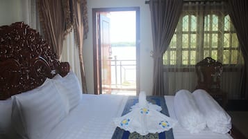 Deluxe Double Room | In-room safe, desk, free WiFi