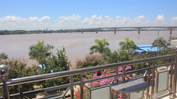 Quarto casal luxo | Sacada