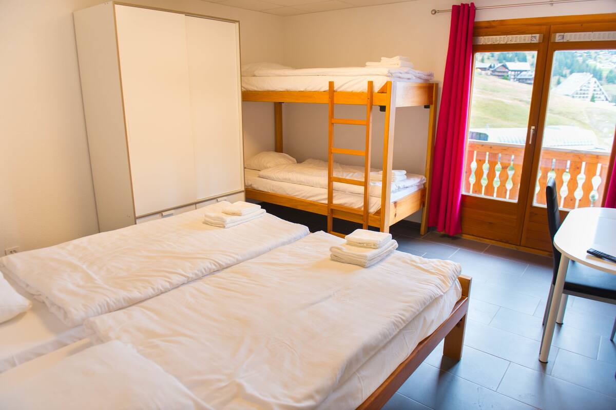 Quadruple Room, Mountain View