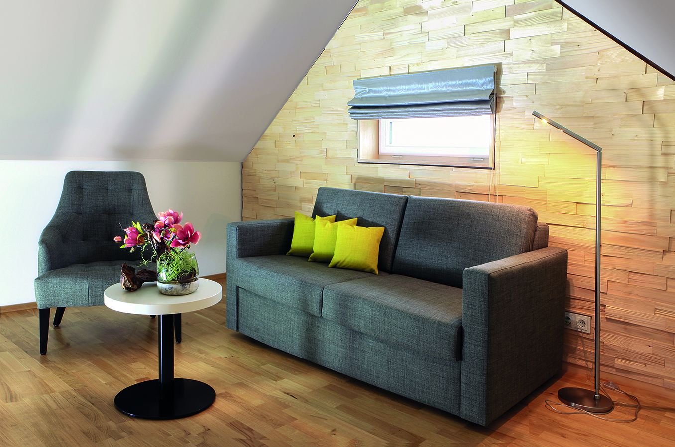 superior room, balcony | living area