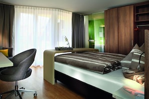 Comfort Double Room | In-room safe, desk, soundproofing, iron/ironing board - Hotel Adler (Freudenstadt)