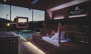 Sauna - Majestic – Unique Spa Resort (Brunico)