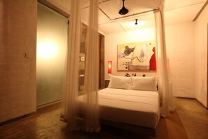 In-room safe, individually decorated, individually furnished, desk